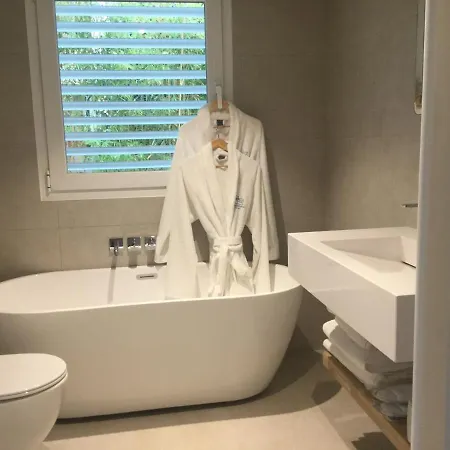 Apartament Catleya *